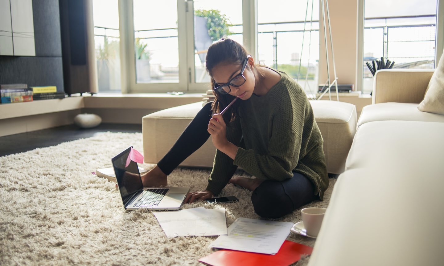 Comparing Federal Student Loans And Refinanced Loans Comparing Federal Student Loans And Refinanced Loans
