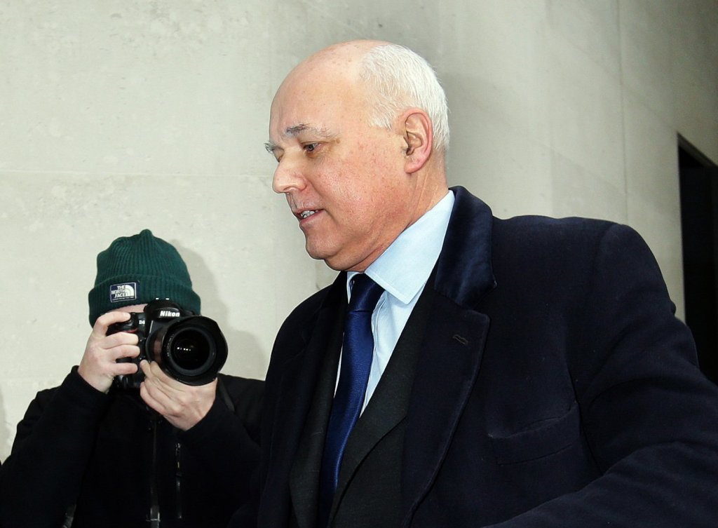 Conservative Party Rift Deepens: Anderson Vs. Lowe Conservative Party Rift Deepens: Anderson Vs. Lowe