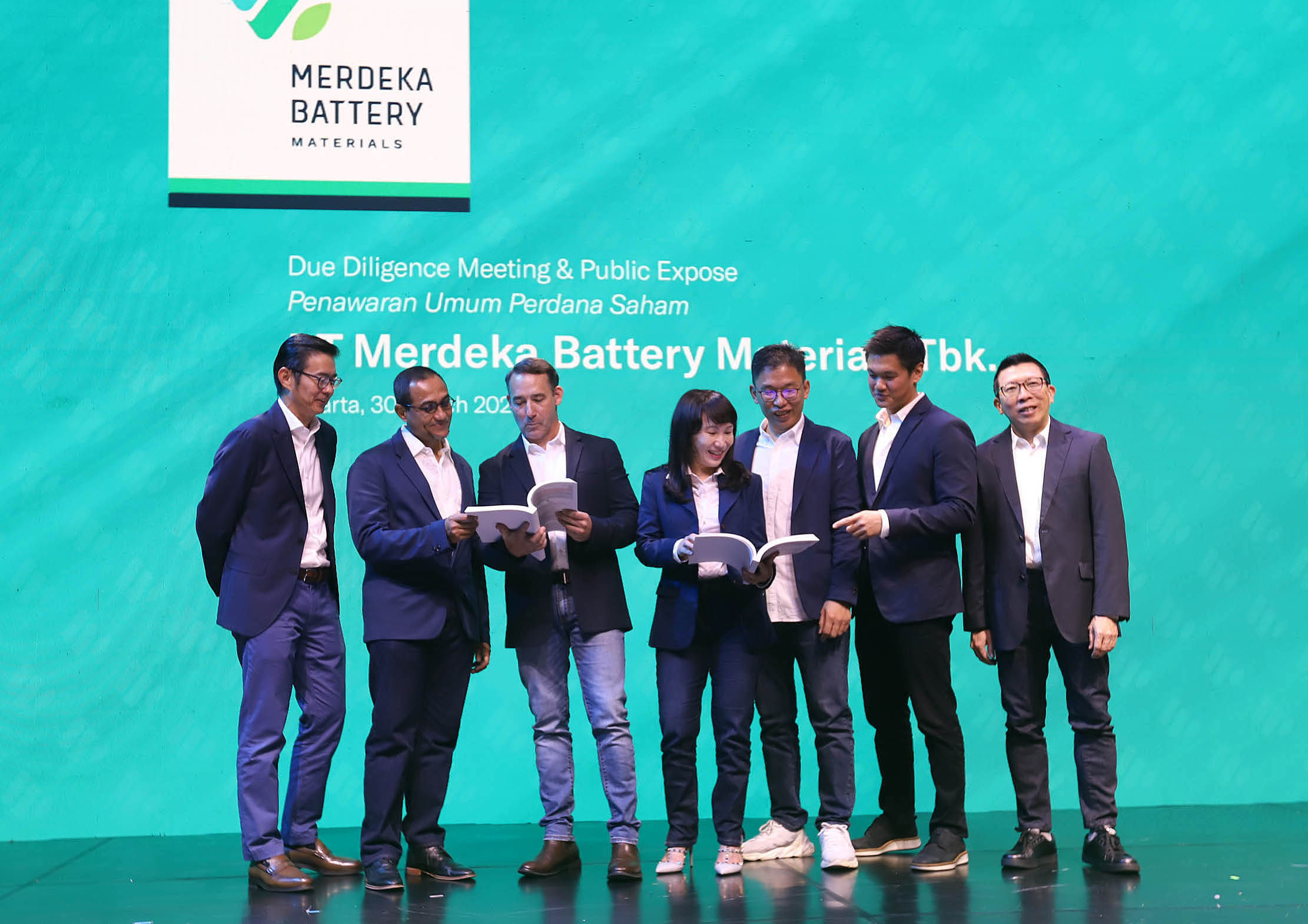 Dayamitra Telekomunikasi (MTEL) Dan Merdeka Battery (MBMA): Prospek Investasi Usai Masuk MSCI Dayamitra Telekomunikasi (MTEL) Dan Merdeka Battery (MBMA): Prospek Investasi Usai Masuk MSCI
