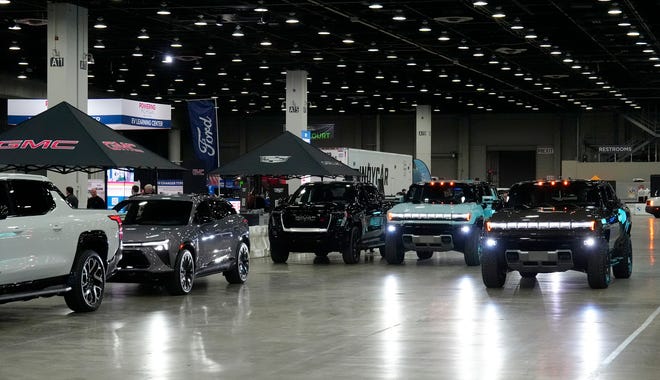 Dealers Intensify Fight Against EV Sales Mandates Dealers Intensify Fight Against EV Sales Mandates