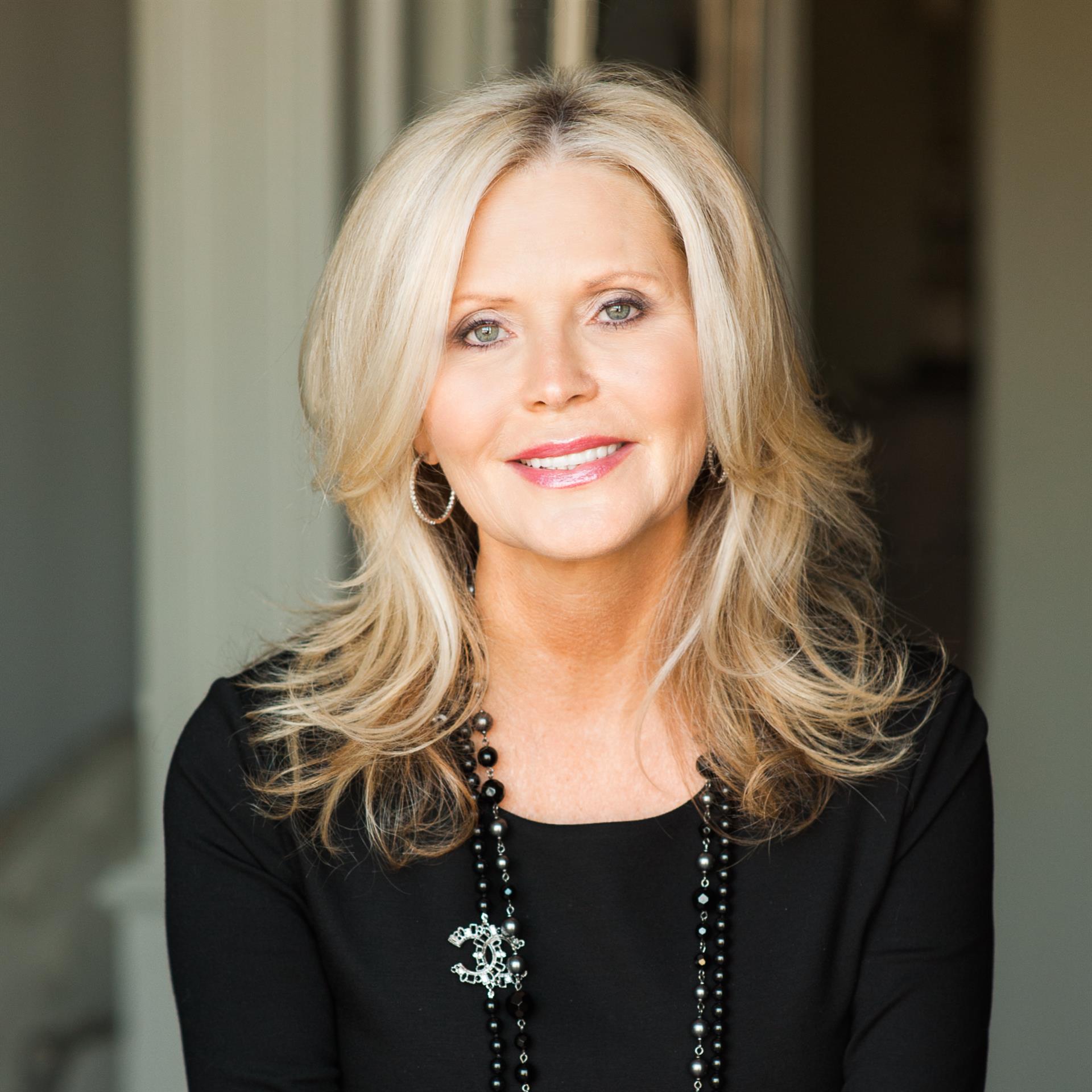 Debbie Elliott: Key Facts And Information Debbie Elliott: Key Facts And Information