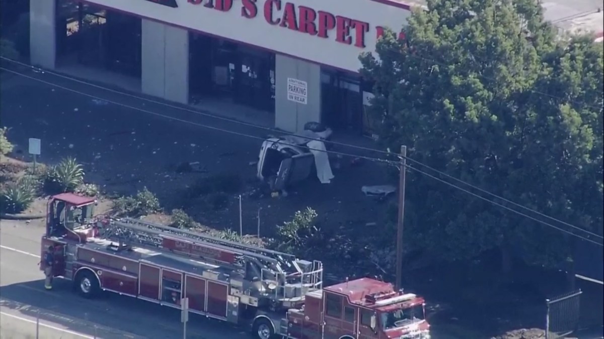 Des Moines Vehicle Crash: Police Investigation Underway Des Moines Vehicle Crash: Police Investigation Underway