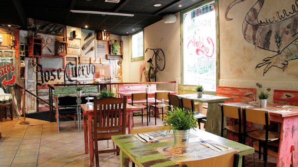 Descubre Cantina Canalla: El Mejor Restaurante Mexicano De Málaga
