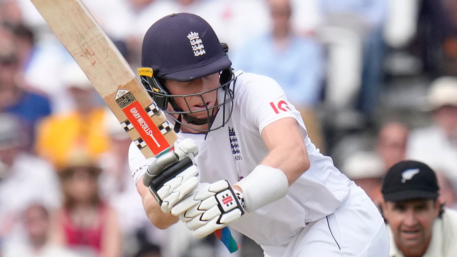 Despite Slump, England Stands By Zak Crawley Despite Slump, England Stands By Zak Crawley