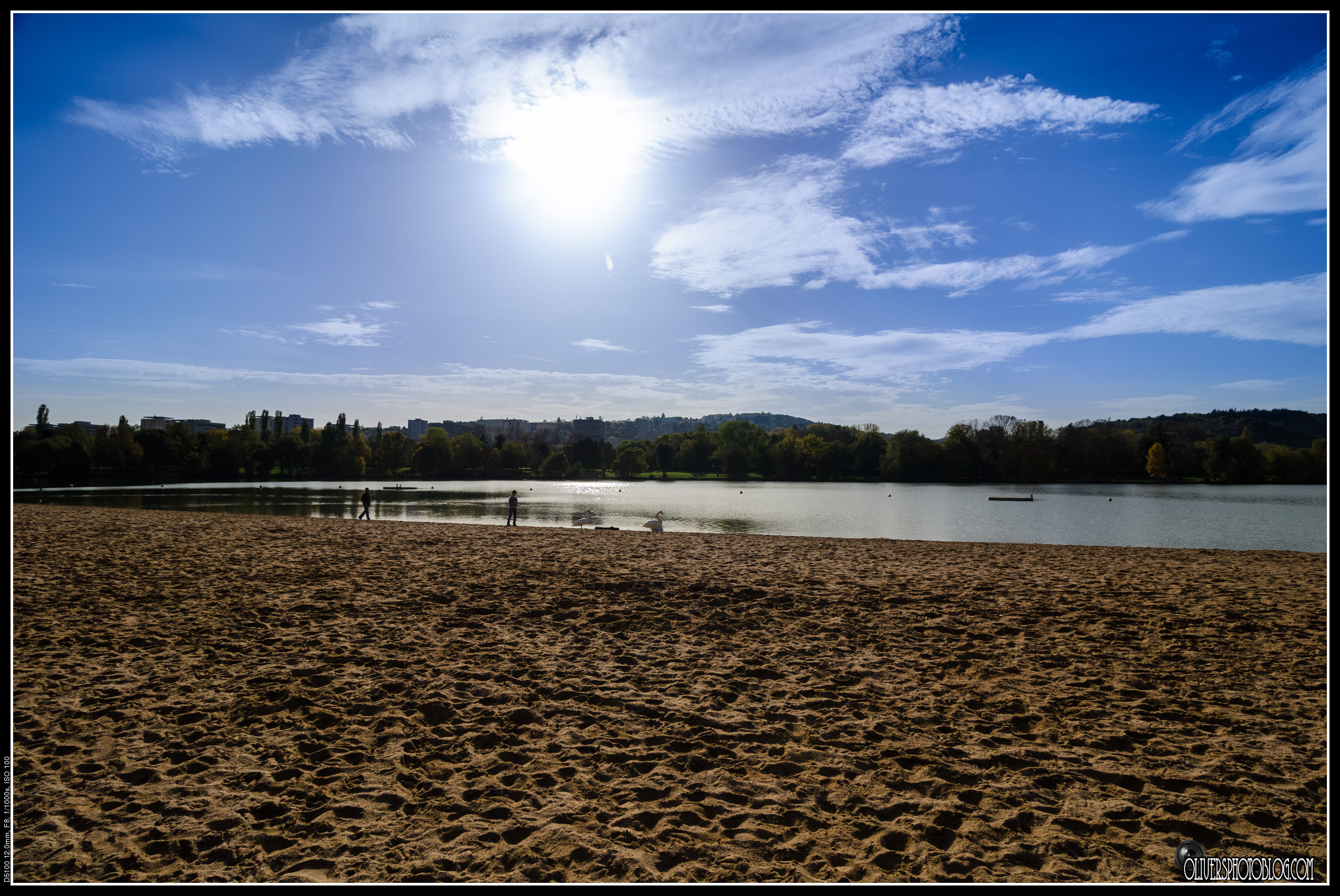 Dijon: Agression Sauvage Au Lac Kir - Trois Hommes Blessés Dijon: Agression Sauvage Au Lac Kir - Trois Hommes Blessés