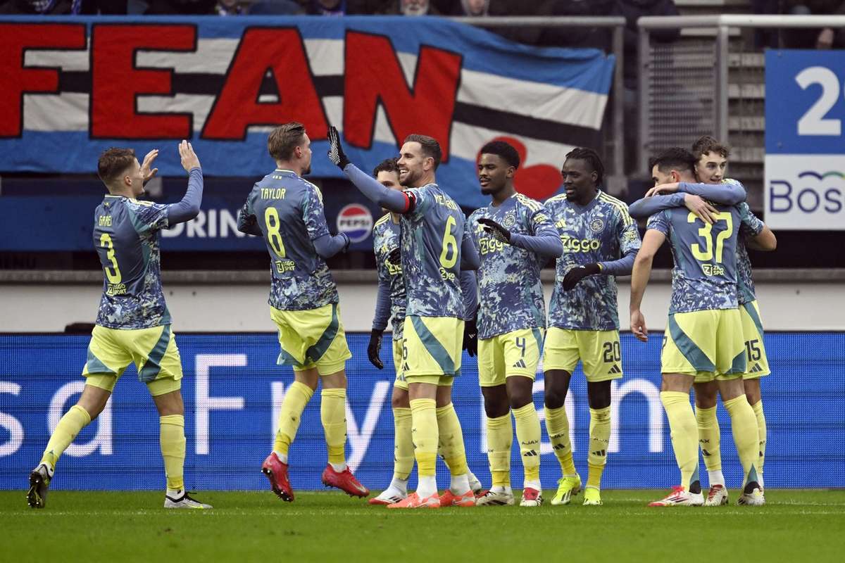 Dramatic PSV Win In Rotterdam: Closing The Gap On Ajax Dramatic PSV Win In Rotterdam: Closing The Gap On Ajax