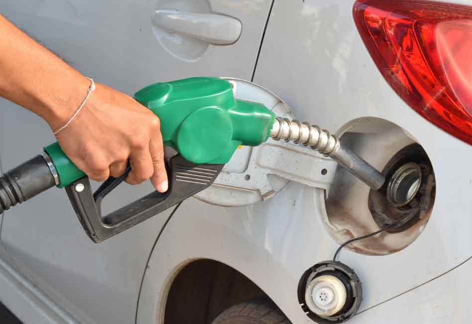 Economic Concerns Drive Gas Prices Down: National Average Nears $3 Economic Concerns Drive Gas Prices Down: National Average Nears $3