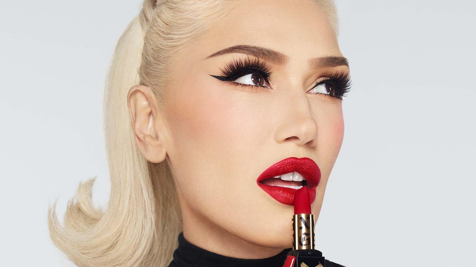 Eminem's Gwen Stefani Reference: The Story Behind The Surprising Line Eminem's Gwen Stefani Reference: The Story Behind The Surprising Line
