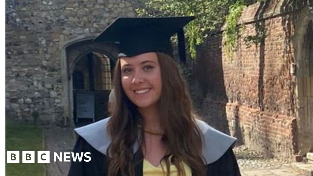 England Star Stanway Honours Girl Killed In Tragic Pitchside Accident England Star Stanway Honours Girl Killed In Tragic Pitchside Accident