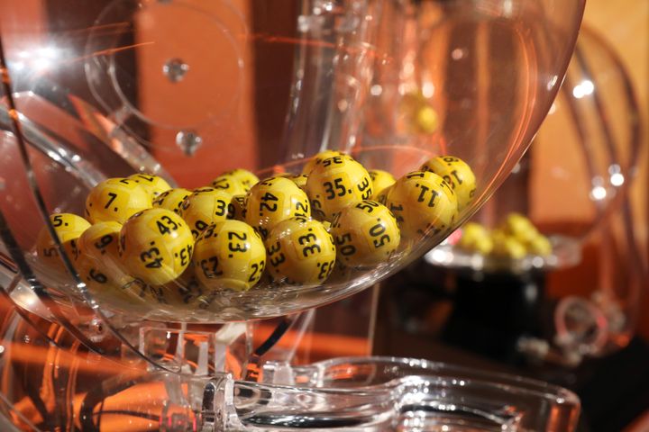 Eurojackpot Voitto: 40 000 € Suomalaiselle – Onnea! Eurojackpot Voitto: 40 000 € Suomalaiselle – Onnea!