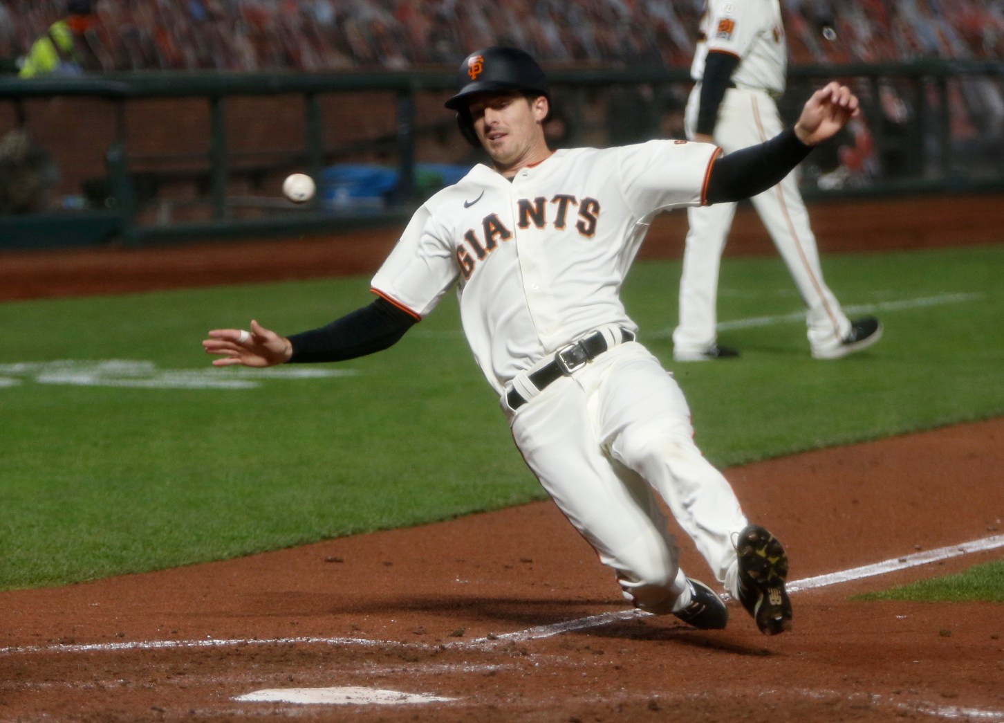 Exceptional Catch By Mariners Outfielder: A Game-Changing Play Against Giants Exceptional Catch By Mariners Outfielder: A Game-Changing Play Against Giants