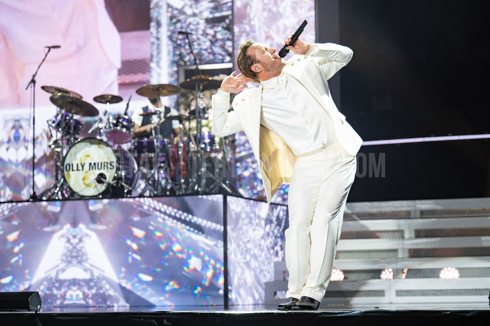Experience Olly Murs Live At A Breathtaking Castle Near Manchester Experience Olly Murs Live At A Breathtaking Castle Near Manchester