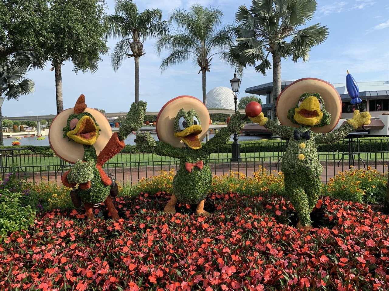Experience The Epcot International Flower & Garden Festival Experience The Epcot International Flower & Garden Festival