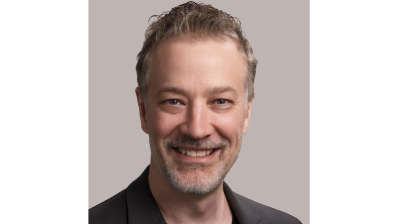Extreme Price Increase: Broadcom's VMware Deal Faces Backlash From AT&T Extreme Price Increase: Broadcom's VMware Deal Faces Backlash From AT&T