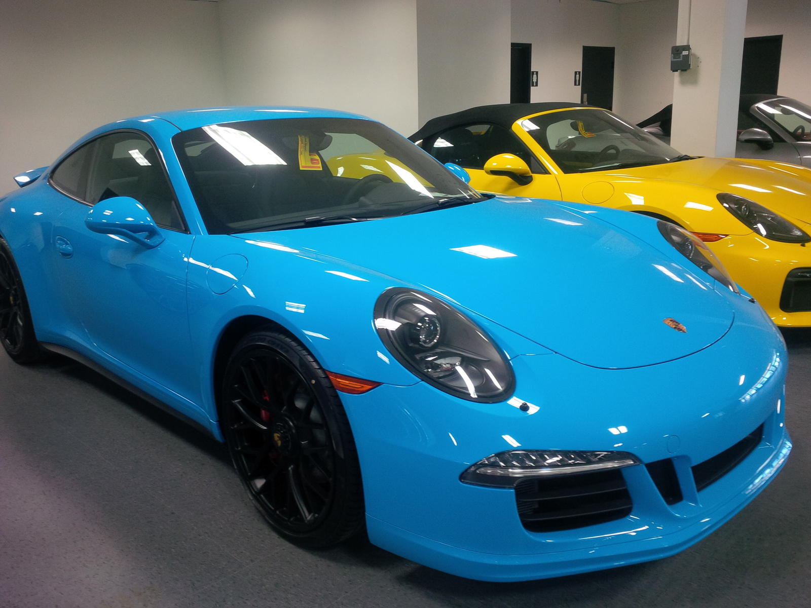 Find Your Dream Car: PTS Riviera Blue Porsche 911 S/T For Sale Find Your Dream Car: PTS Riviera Blue Porsche 911 S/T For Sale