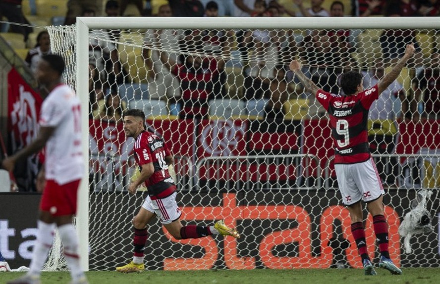 Flamengo Vence Grêmio Com Show De Arrascaeta No Brasileirão Flamengo Vence Grêmio Com Show De Arrascaeta No Brasileirão