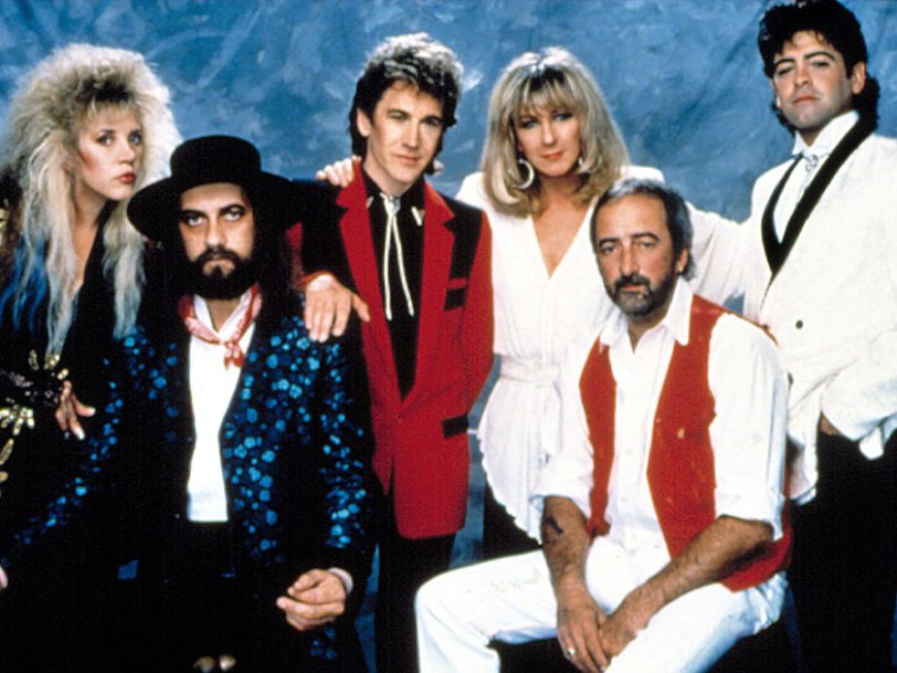 Fleetwood Mac: Chart Success With A New Album Of Classic Style Fleetwood Mac: Chart Success With A New Album Of Classic Style