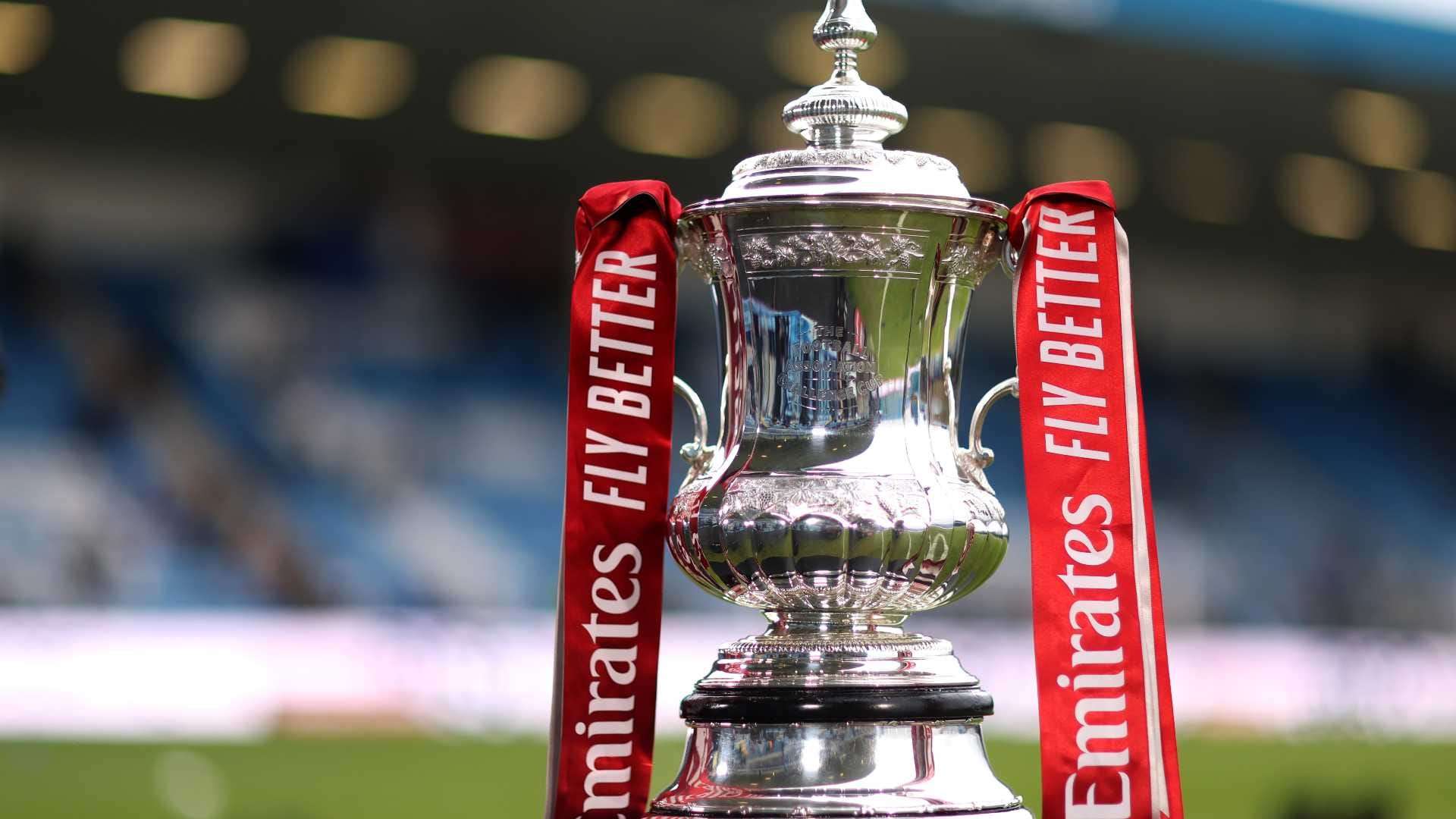 Forest And Fulham: Nigerian Duo's FA Cup Quarter-Final Bid Forest And Fulham: Nigerian Duo's FA Cup Quarter-Final Bid