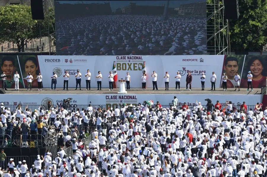 Fotos: La Clase Nacional De Boxeo Invade El Zócalo Capitalino