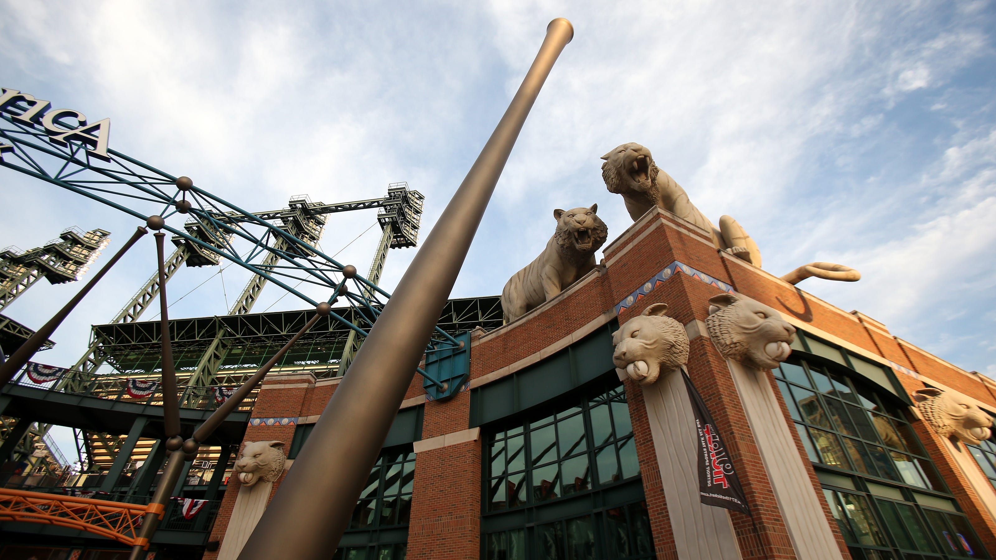 FOX 2 To Simulcast Select Red Wings And Tigers Games FOX 2 To Simulcast Select Red Wings And Tigers Games