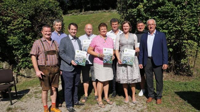 Frühjahrskonzert In Viehdorf: Programm Und Karten Frühjahrskonzert In Viehdorf: Programm Und Karten