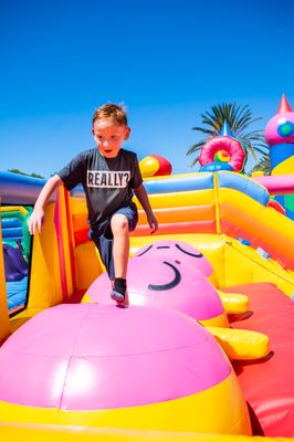 FUNBOX Indoor Bounce Park Opens In Mesa, Arizona FUNBOX Indoor Bounce Park Opens In Mesa, Arizona