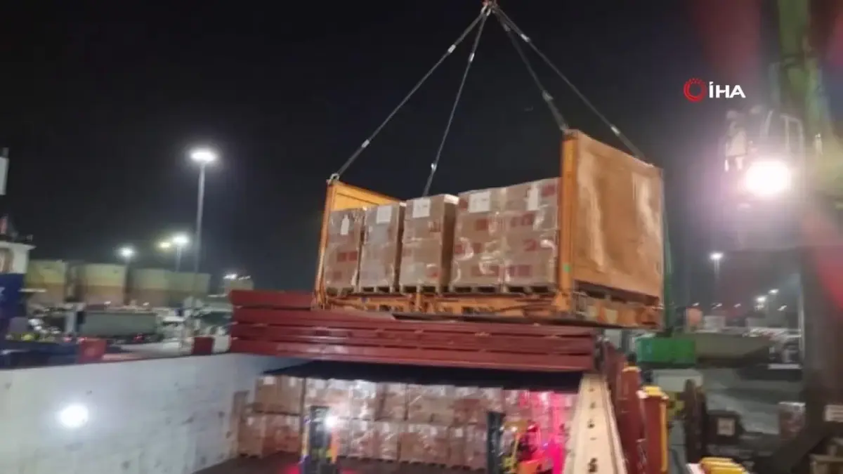 Gazze'ye Yardım Malzemesi Taşıyan Tırların Girişi: Son Durum Gazze'ye Yardım Malzemesi Taşıyan Tırların Girişi: Son Durum