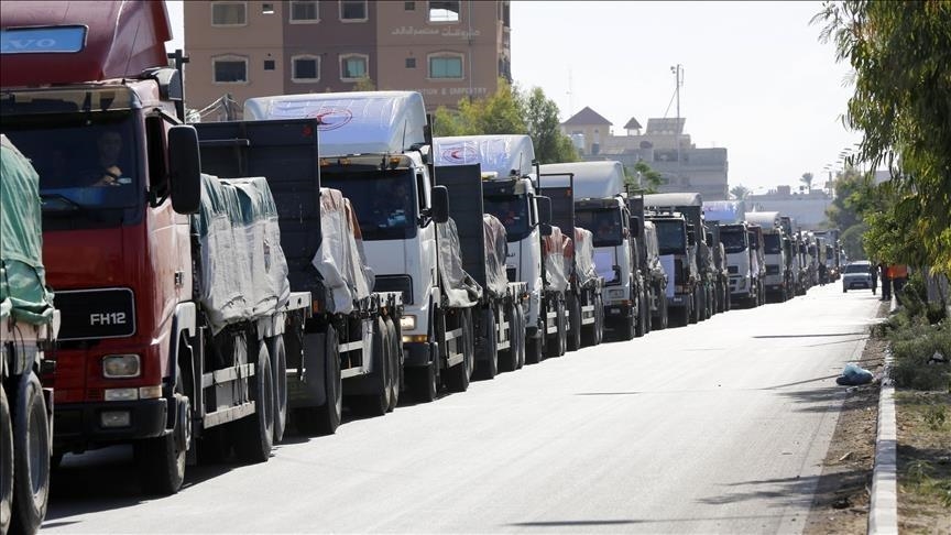 Gazze'ye Yardım: Tırlarla Malzeme Taşıma Operasyonu Güncellendi Gazze'ye Yardım: Tırlarla Malzeme Taşıma Operasyonu Güncellendi
