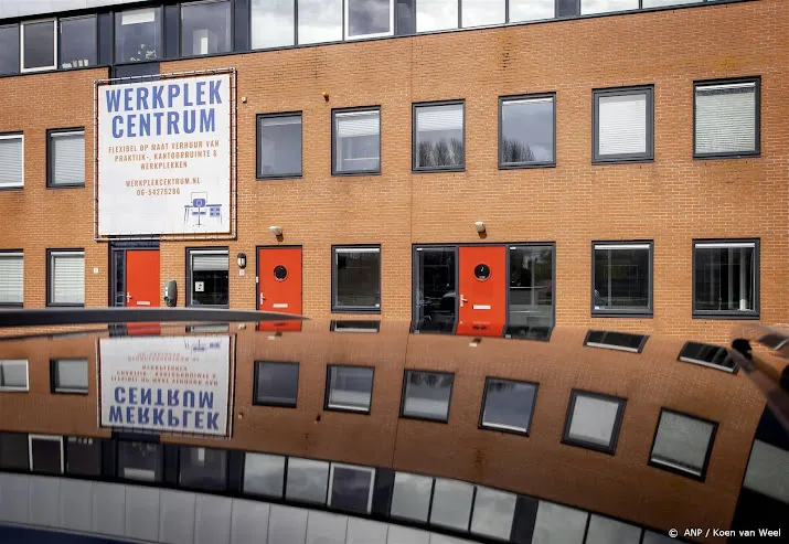 Geen Stroom Voor Nieuw Duurzaam Schoolgebouw Kampen: Kort Geding Gestart Geen Stroom Voor Nieuw Duurzaam Schoolgebouw Kampen: Kort Geding Gestart