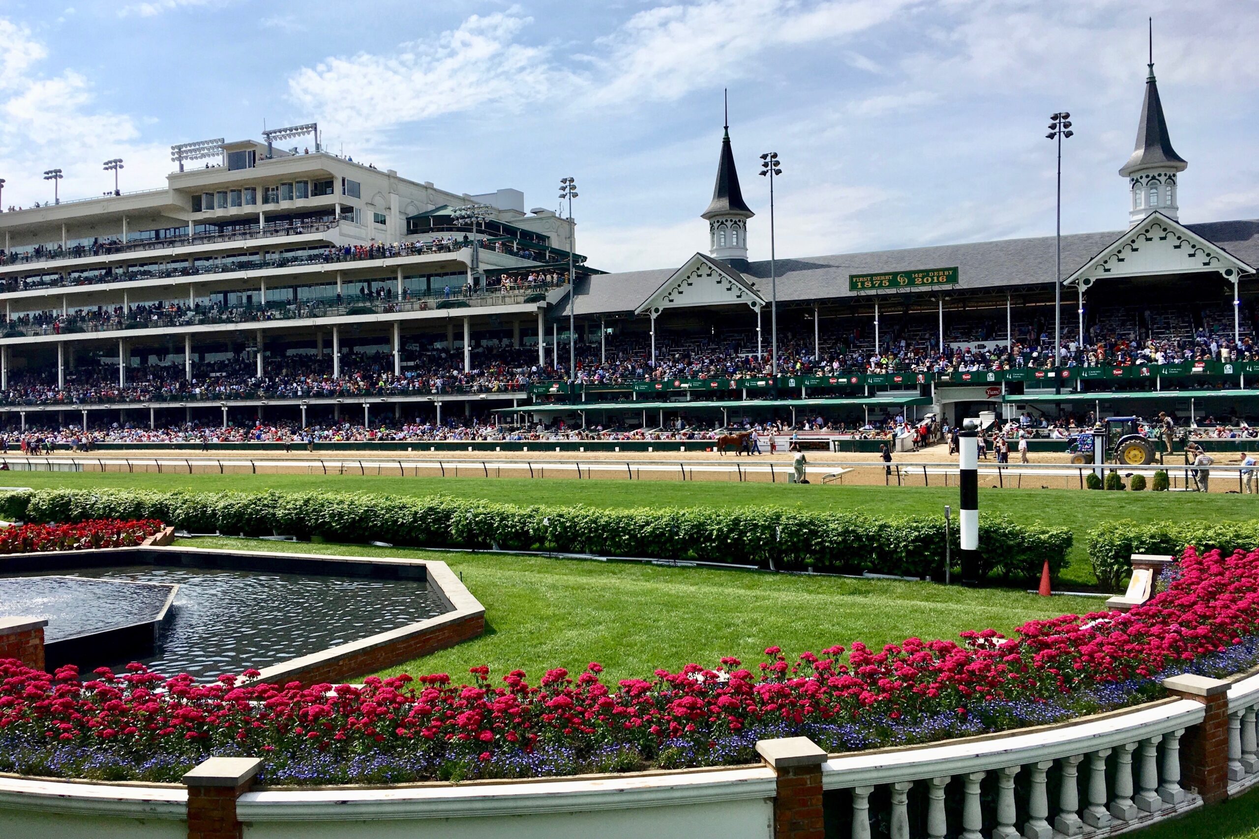 Georgetown Woman's Kentucky Derby Festival Queen Win: 2025 Coronation Georgetown Woman's Kentucky Derby Festival Queen Win: 2025 Coronation
