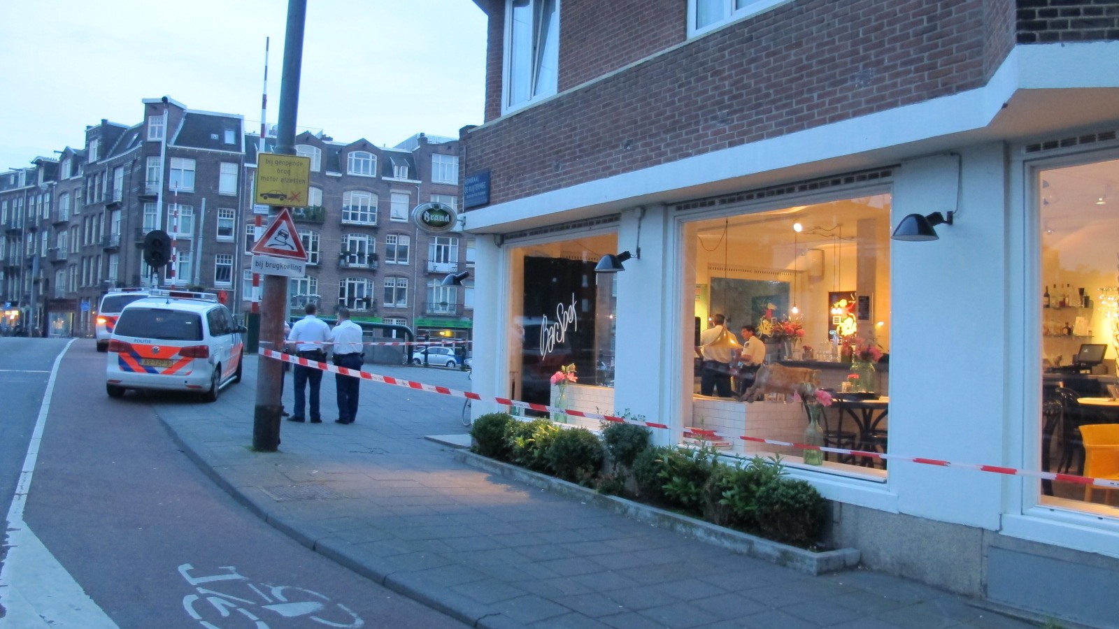 Gewapende Overval Op School: 16-jarige Venlonaar In Beeld Gewapende Overval Op School: 16-jarige Venlonaar In Beeld