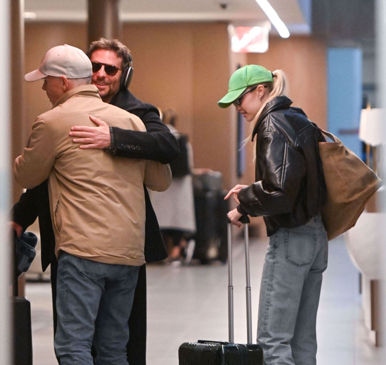 Gigi Hadid And Bradley Cooper: Instagram Official? New Photo Sparks Dating Rumors Gigi Hadid And Bradley Cooper: Instagram Official? New Photo Sparks Dating Rumors
