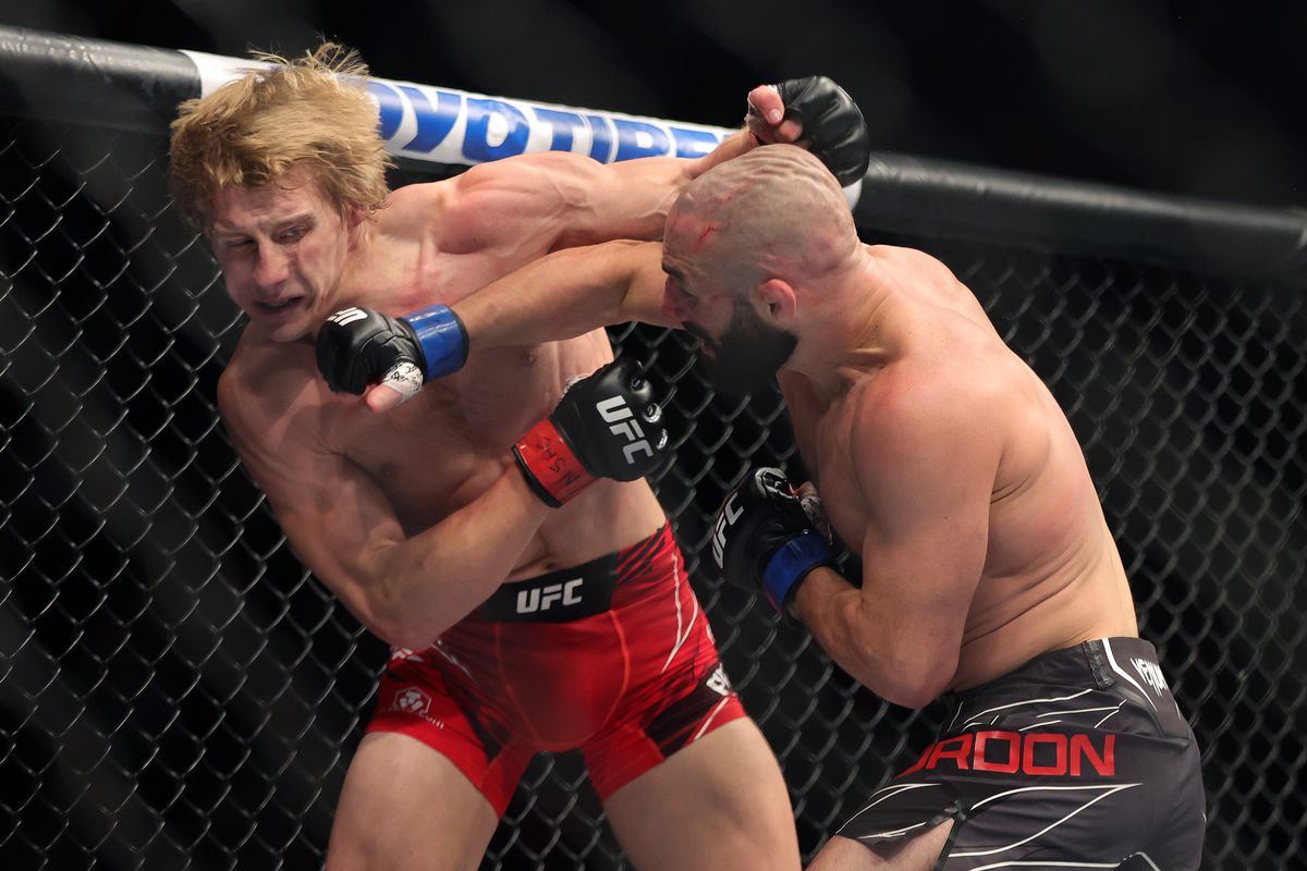 Gordon Ramsay Predicts Chandler's Loss To Pimblett: Training Observations Gordon Ramsay Predicts Chandler's Loss To Pimblett: Training Observations