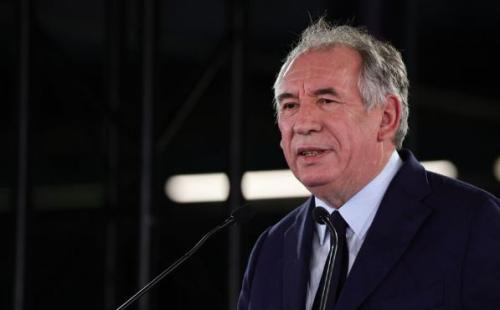 Governo Bayrou: La Strategia Per Contrastare L'ascesa Di Le Pen Governo Bayrou: La Strategia Per Contrastare L'ascesa Di Le Pen
