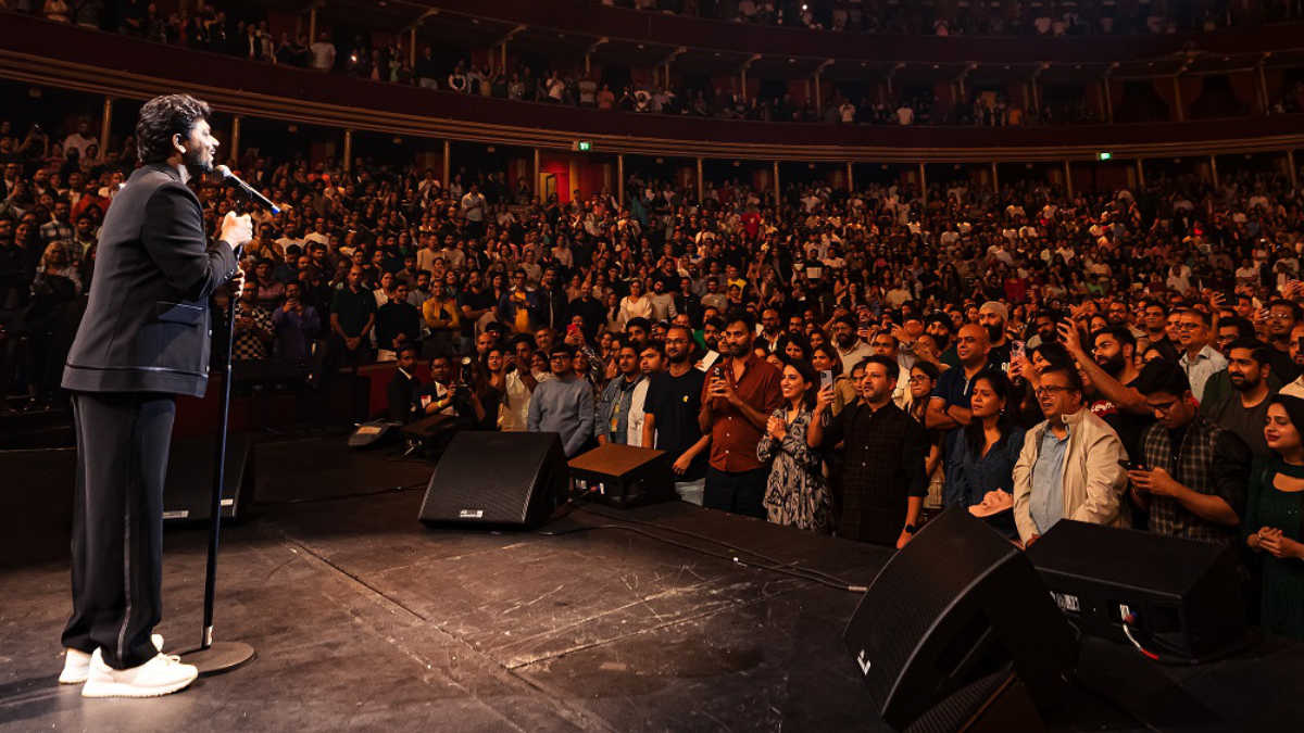 Grand Ole Opry's First International Broadcast: London's Royal Albert Hall Grand Ole Opry's First International Broadcast: London's Royal Albert Hall