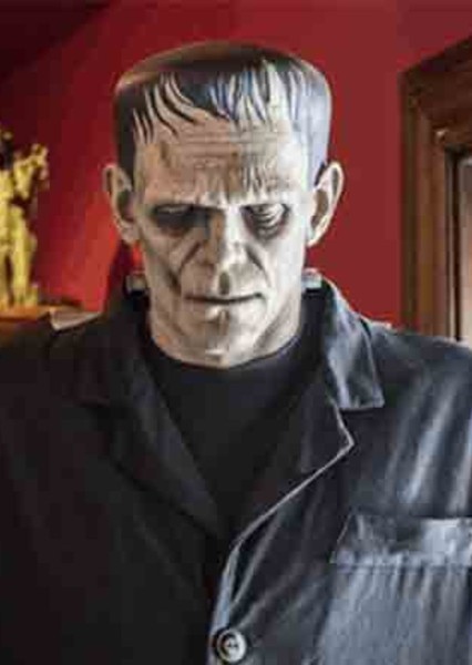 Guillermo Del Toro's Frankenstein Tease Leaves Horror Fans Baffled Guillermo Del Toro's Frankenstein Tease Leaves Horror Fans Baffled
