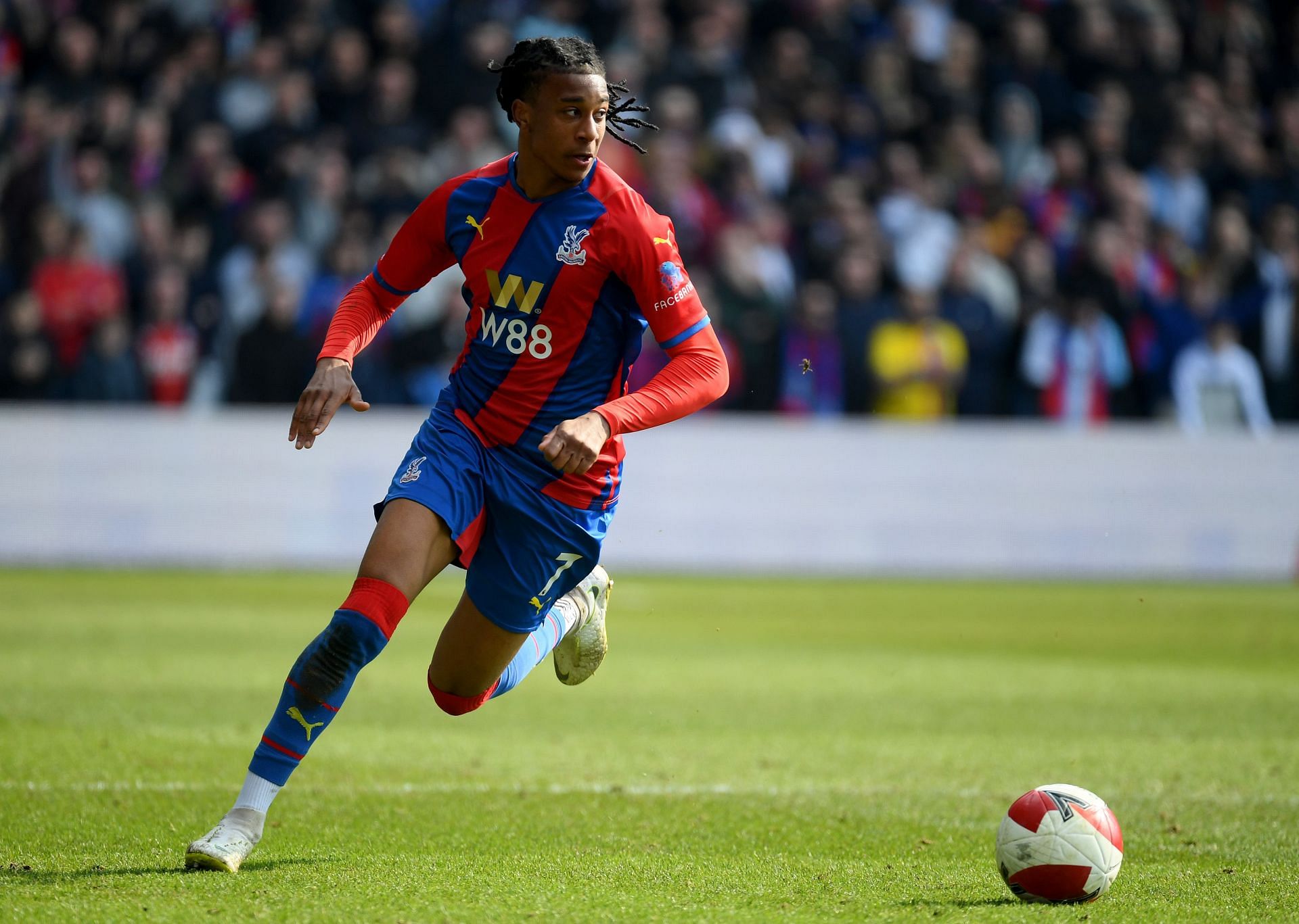 Gunners Transfer Pursuit: Striker Prefers Arsenal Over Tottenham's £58m Offer Gunners Transfer Pursuit: Striker Prefers Arsenal Over Tottenham's £58m Offer