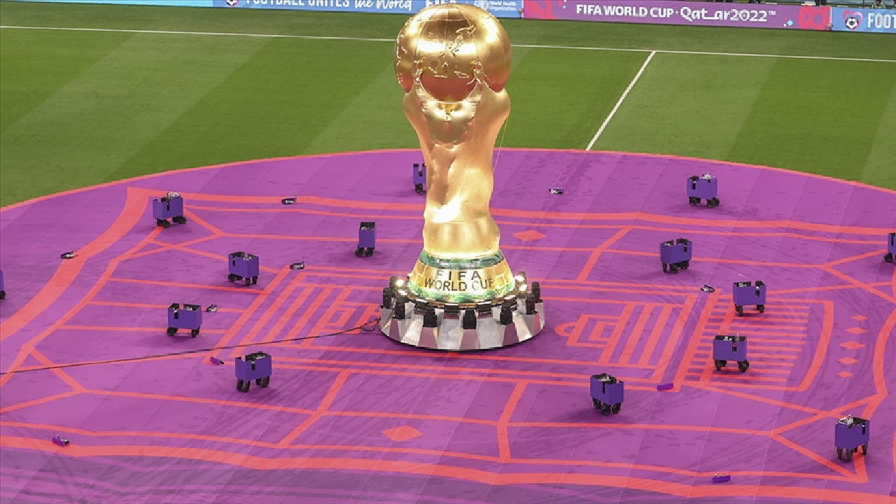 Hasselbaink'in Ronaldo'ya Emeklilik Çağrısı: 2026 Dünya Kupası'nda Cristiano'ya İhtiyaç Yok Mu? Hasselbaink'in Ronaldo'ya Emeklilik Çağrısı: 2026 Dünya Kupası'nda Cristiano'ya İhtiyaç Yok Mu?