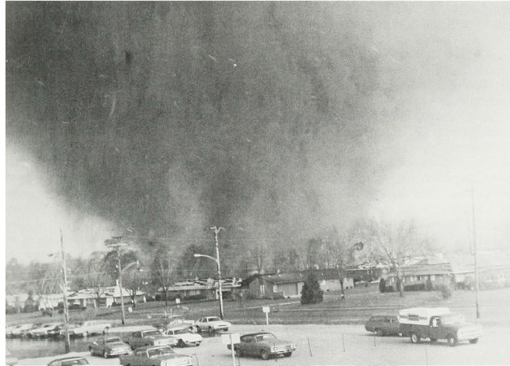 Historic Flooding, Tornadoes, And Heavy Snow Hit Louisville In 2025 Historic Flooding, Tornadoes, And Heavy Snow Hit Louisville In 2025