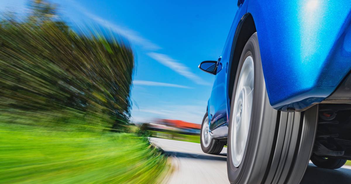 Hoe Definieren Media Een Zware Auto? (GeenStijl Perspectief) Hoe Definieren Media Een Zware Auto? (GeenStijl Perspectief)