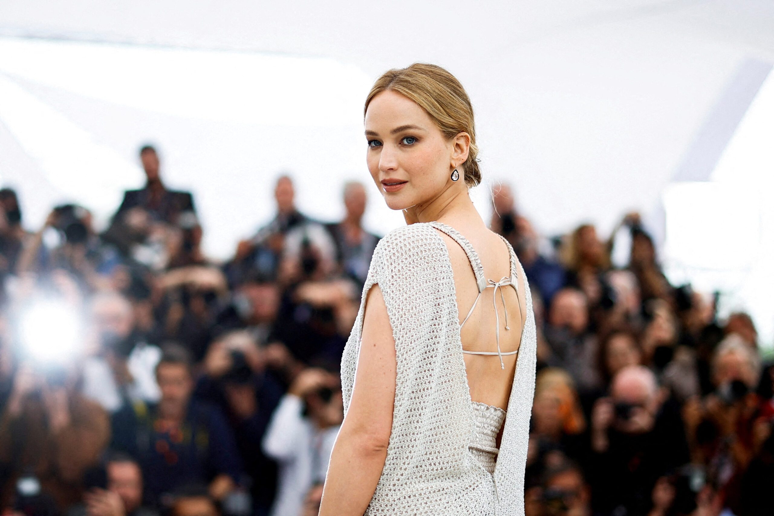 Honest Critic Reactions To Jennifer Lawrence's Latest Film Honest Critic Reactions To Jennifer Lawrence's Latest Film