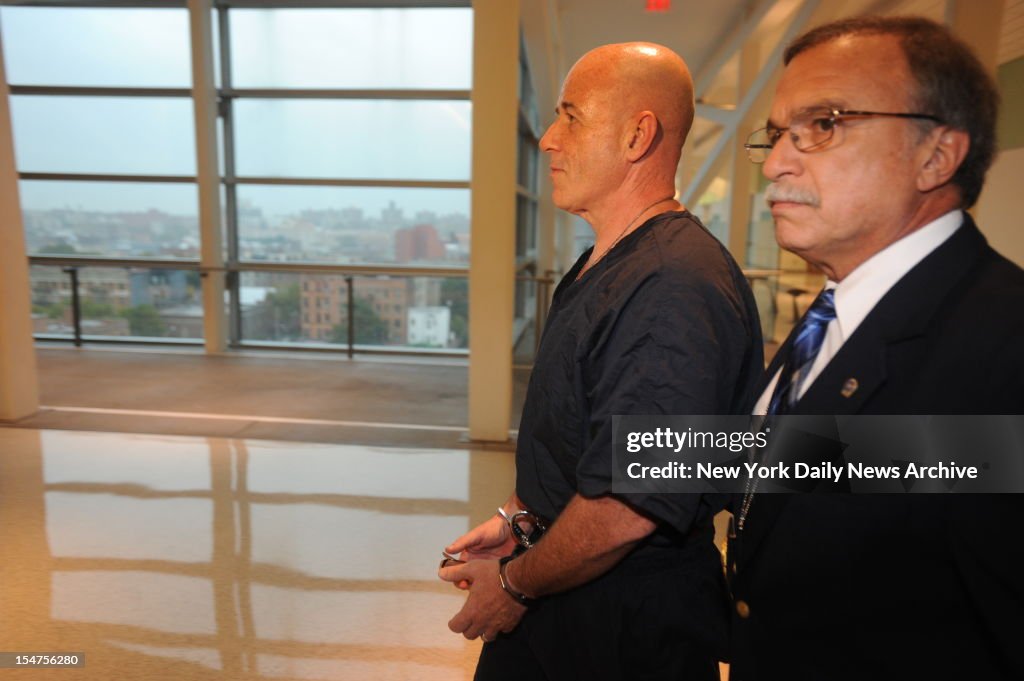 Hospitalization Of Former NYPD Commissioner Bernard Kerik: Full Recovery Anticipated