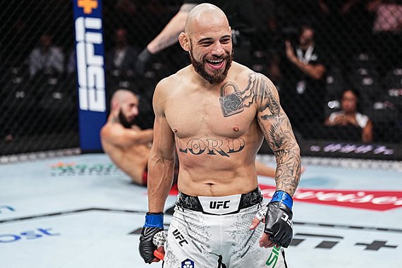 How Jean Silva's Upset Victory Secured His UFC Contract How Jean Silva's Upset Victory Secured His UFC Contract
