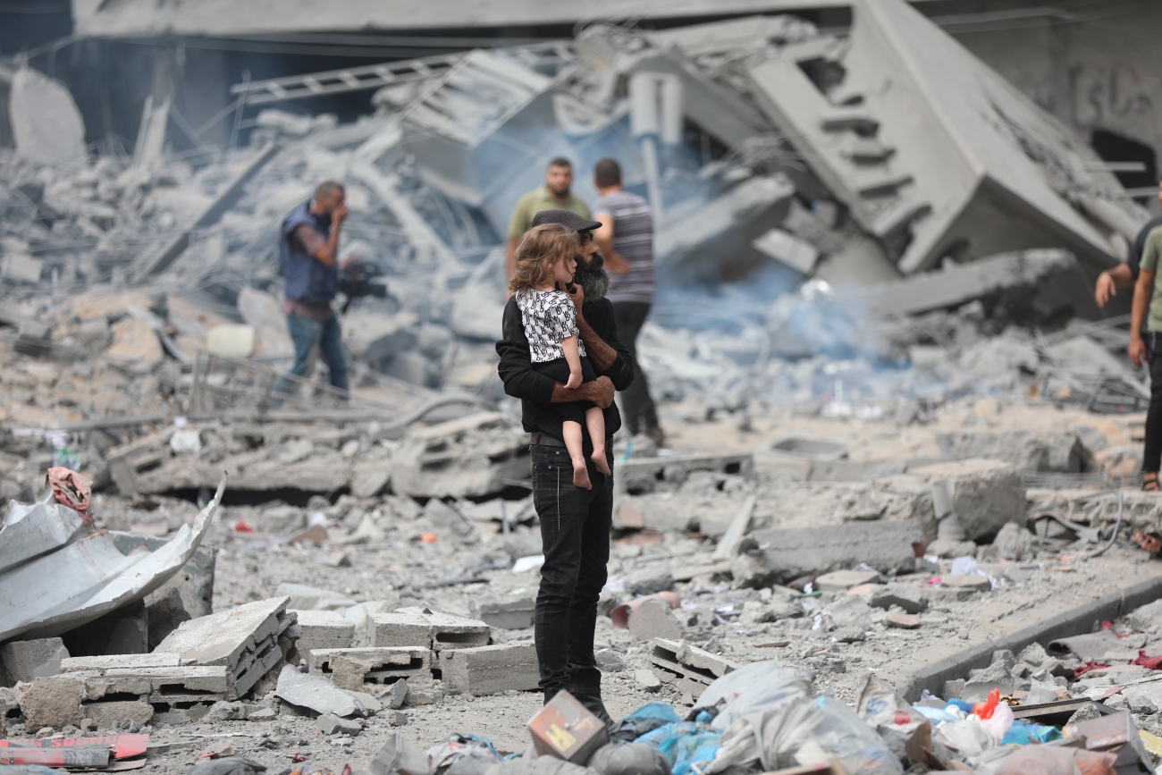 Humanitarian Emergency: Children Forced To Drive In Yemen Humanitarian Emergency: Children Forced To Drive In Yemen