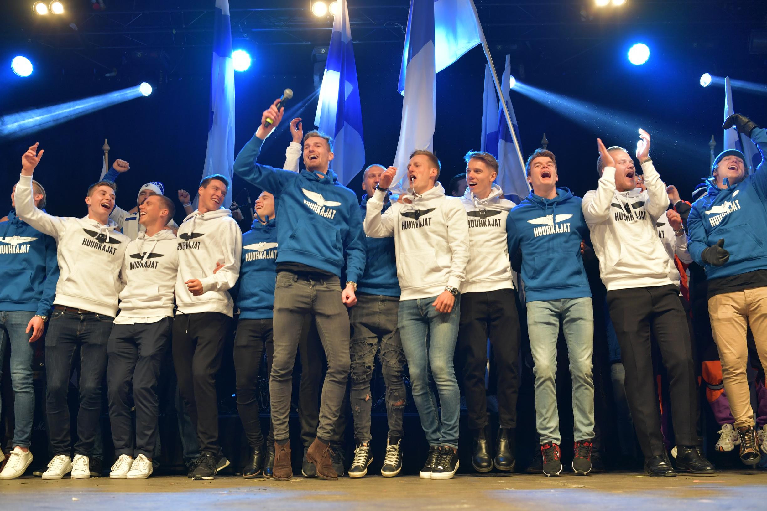 Huuhkajat-kaksikko Källman Ja Hoskonen Lähtevät Puolasta Huuhkajat-kaksikko Källman Ja Hoskonen Lähtevät Puolasta