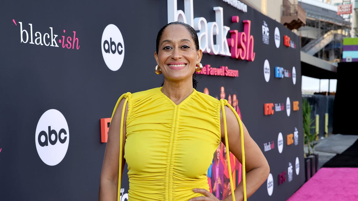 I Counted On Our Past Relationship: Rashida Jones And Tracee Ellis Ross Reunite In I Counted On Our Past Relationship: Rashida Jones And Tracee Ellis Ross Reunite In