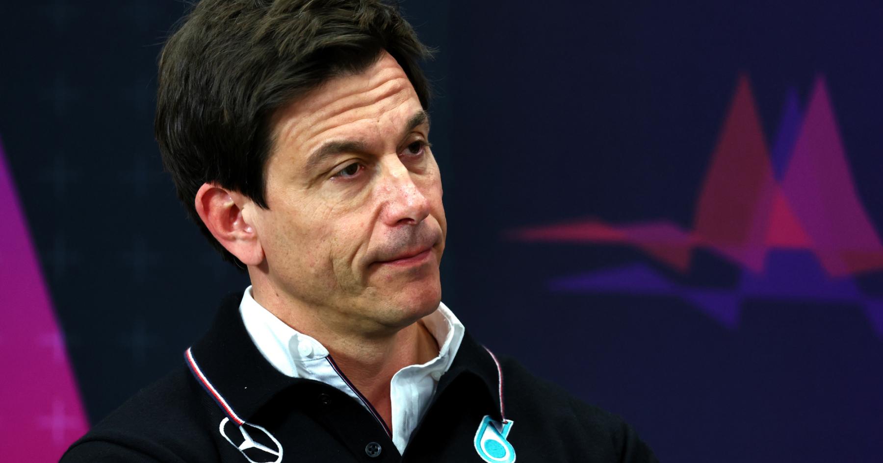 Η Mercedes Απομακρύνεται Από Τον Verstappen; Η Mercedes Απομακρύνεται Από Τον Verstappen;