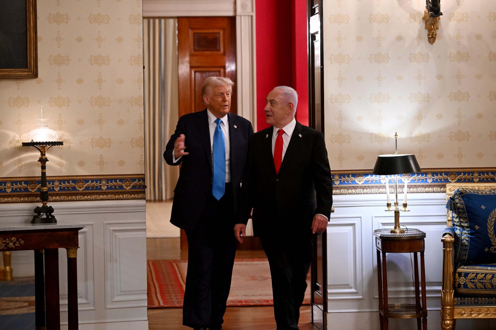 Η Σαουδική Αραβία Υποδέχεται Τον Τραμπ: Μία Μεγαλοπρεπής Στρατιωτική Παρέλαση Η Σαουδική Αραβία Υποδέχεται Τον Τραμπ: Μία Μεγαλοπρεπής Στρατιωτική Παρέλαση