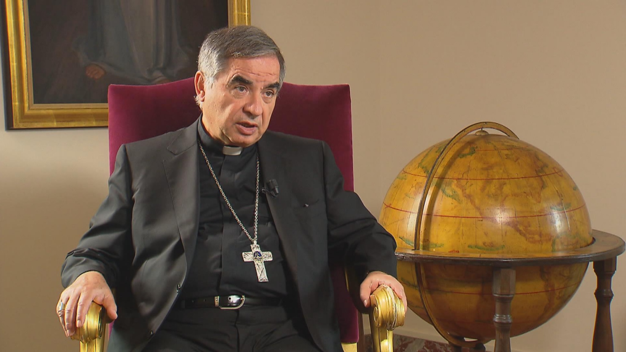 Il Cardinale Becciu Condannato A Risarcire 40.000 Euro