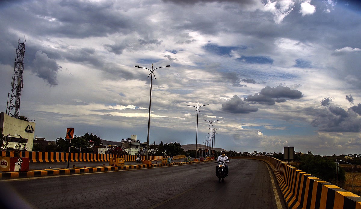 Indore Heatwave: 40°C And Rising, Health Advisory In Effect Indore Heatwave: 40°C And Rising, Health Advisory In Effect
